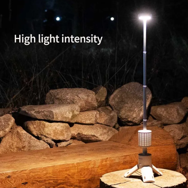 Teleskopická kempingová lampa se stativem